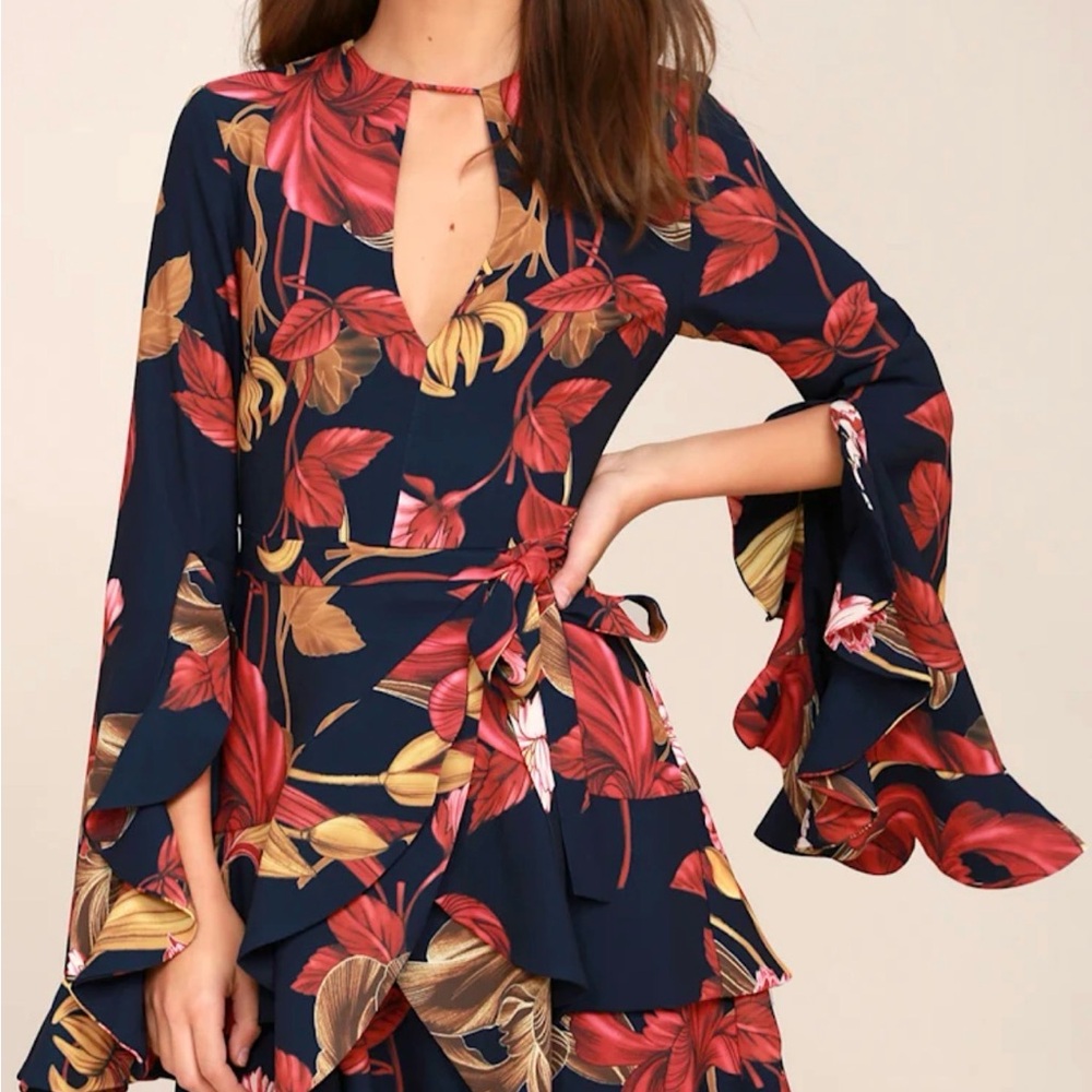 MOVING SALE NWT C/MEO Collective Navy Floral Ruffle Wrap Dress with Bell Sleeves